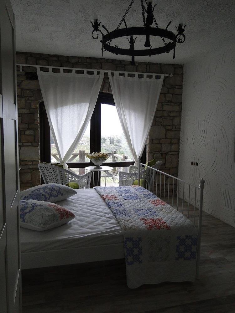 The Stone Castle Boutique Hotel Ağaçlı Екстериор снимка